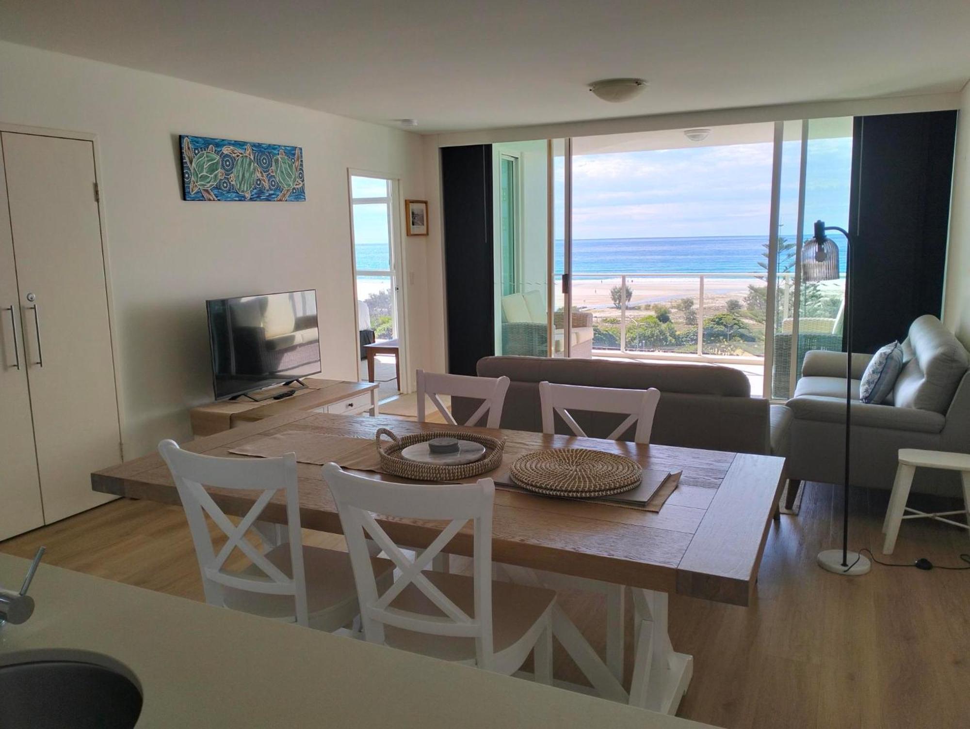 Kirra Surf Apartments Gold Coast Eksteriør billede