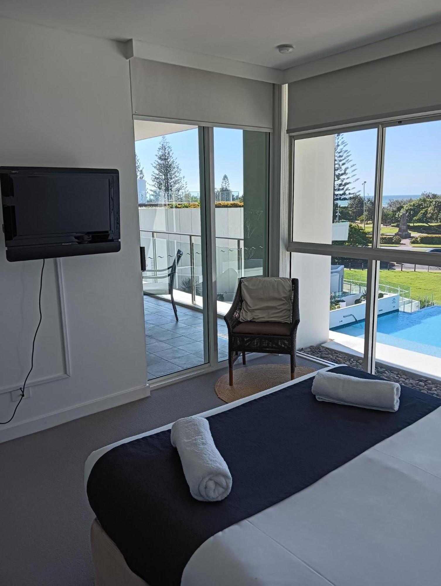 Kirra Surf Apartments Gold Coast Eksteriør billede