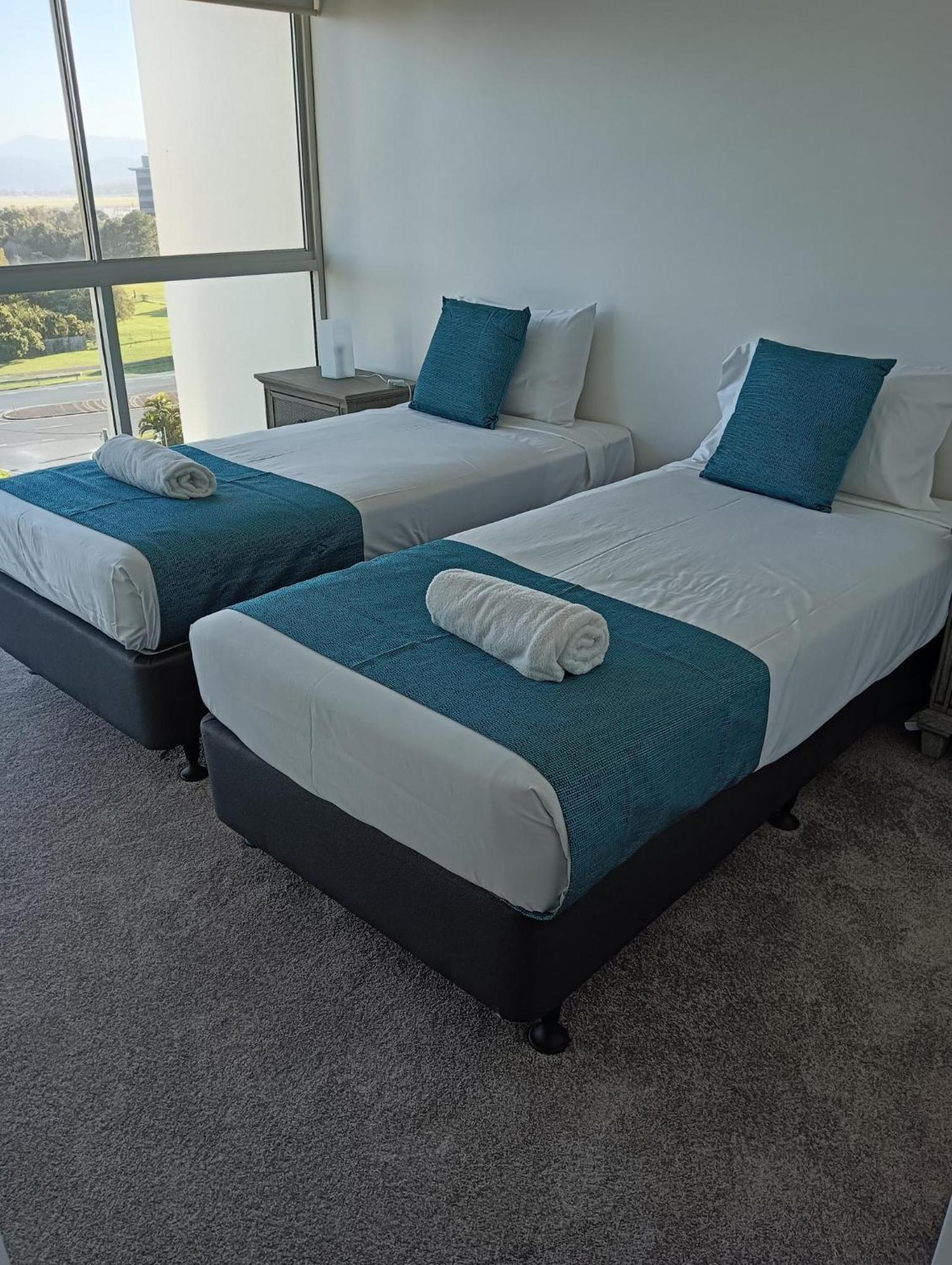 Kirra Surf Apartments Gold Coast Eksteriør billede