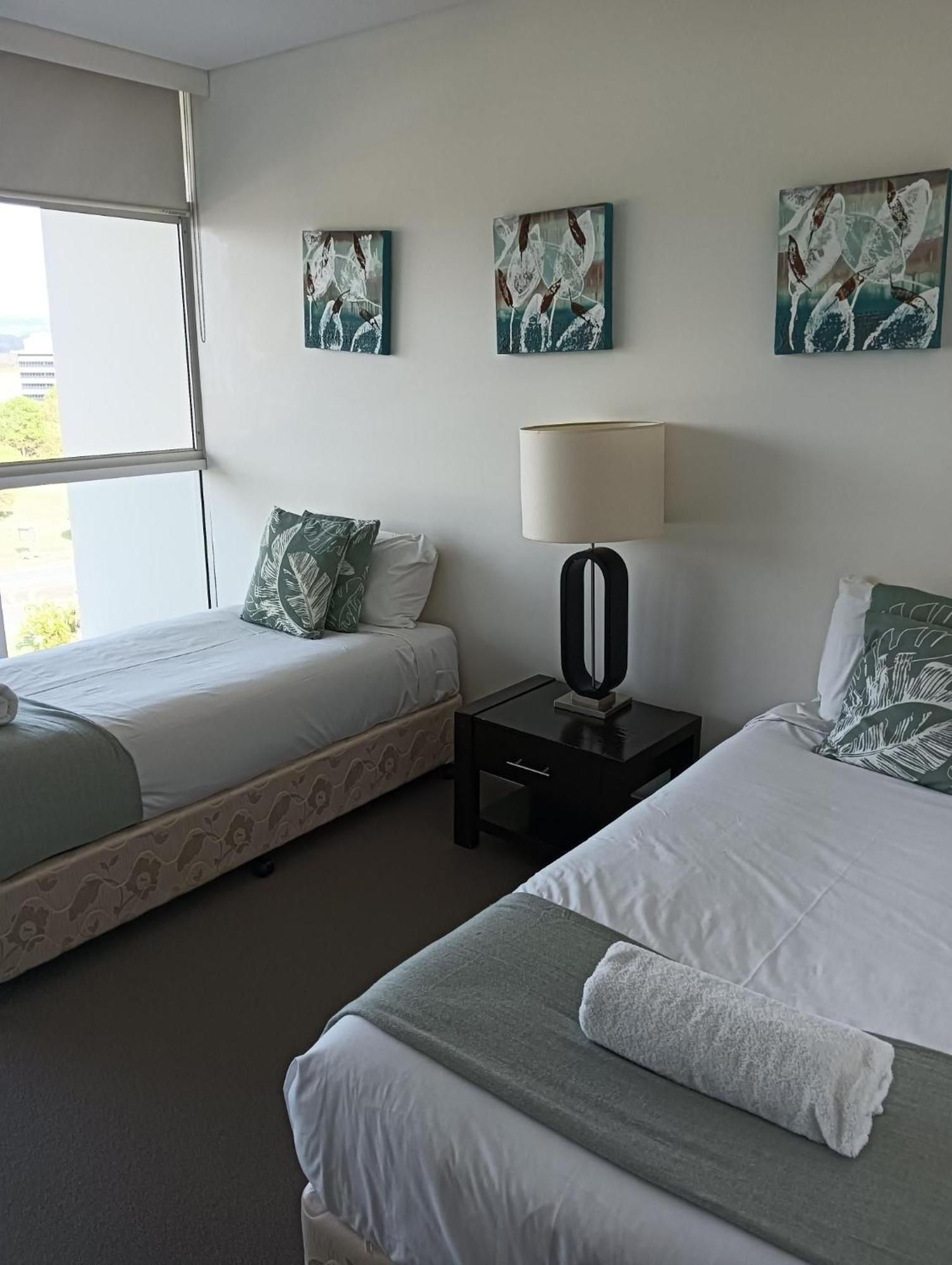 Kirra Surf Apartments Gold Coast Eksteriør billede