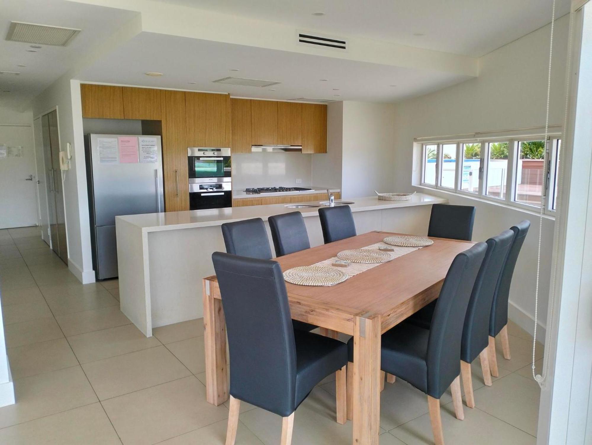 Kirra Surf Apartments Gold Coast Eksteriør billede