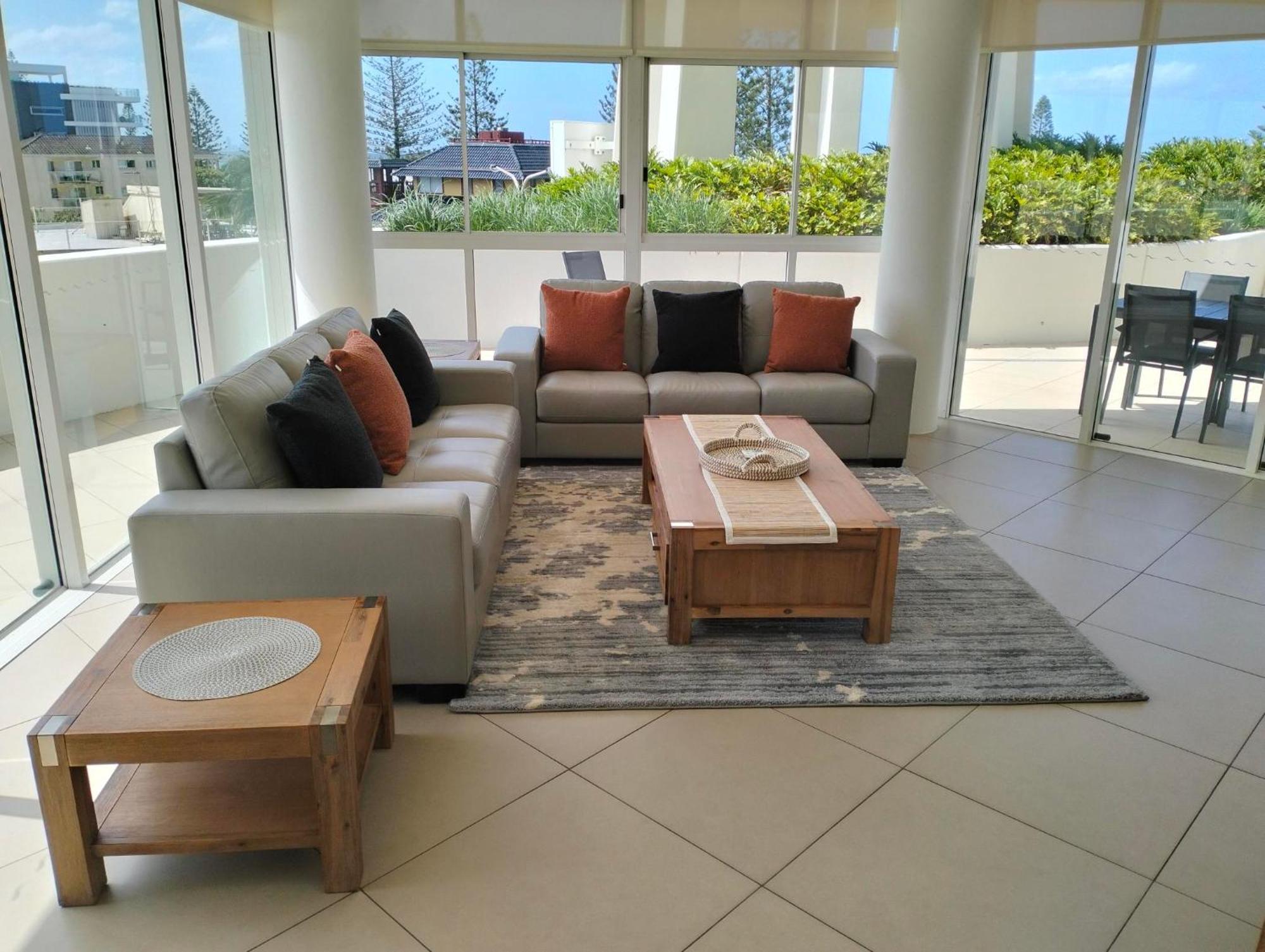 Kirra Surf Apartments Gold Coast Eksteriør billede