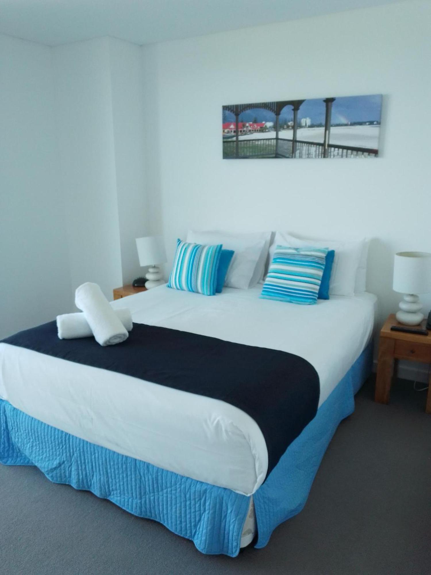 Kirra Surf Apartments Gold Coast Eksteriør billede