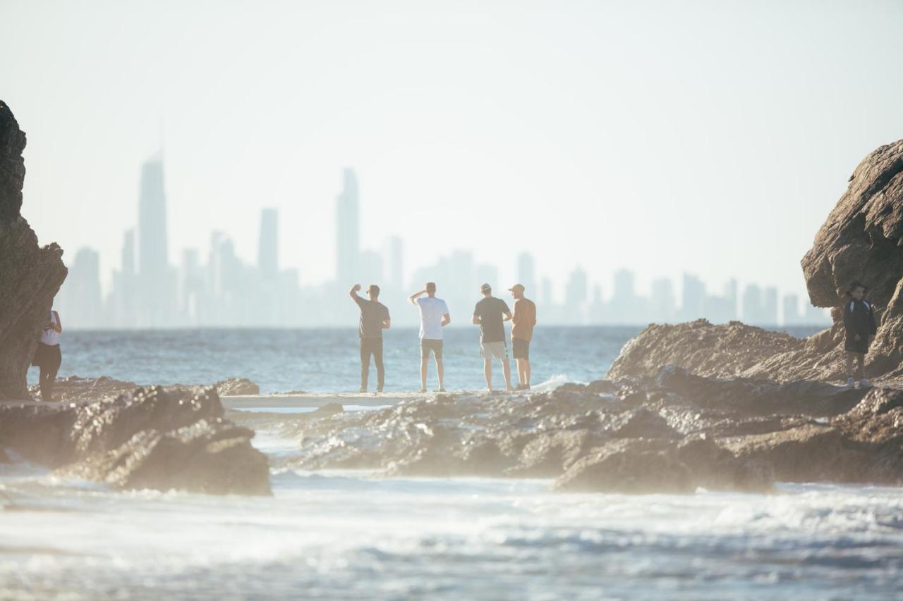 Kirra Surf Apartments Gold Coast Eksteriør billede